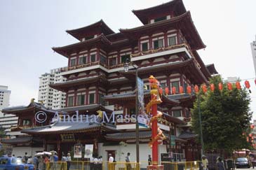 SINGAPORE ASIA May The new Buddha's Tooth Relic Temple and Museum an impressive three storey building on South Bridge Road