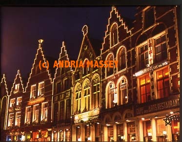 The Markt Bruges at night

Format: Medium